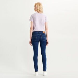 Levi’s 711 Skinny Jeans